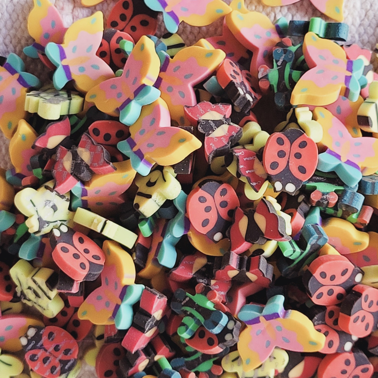 200 PCS Mini Erasers For Kids Butterfly Ladybug Bumblebee Nature Bulk Lot