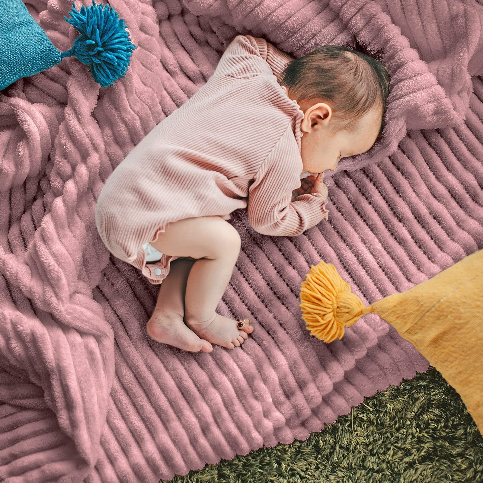 DISSA Fleece Blanket Throw Size – 51×63, Pink – Soft, Plush, Fluffy,
