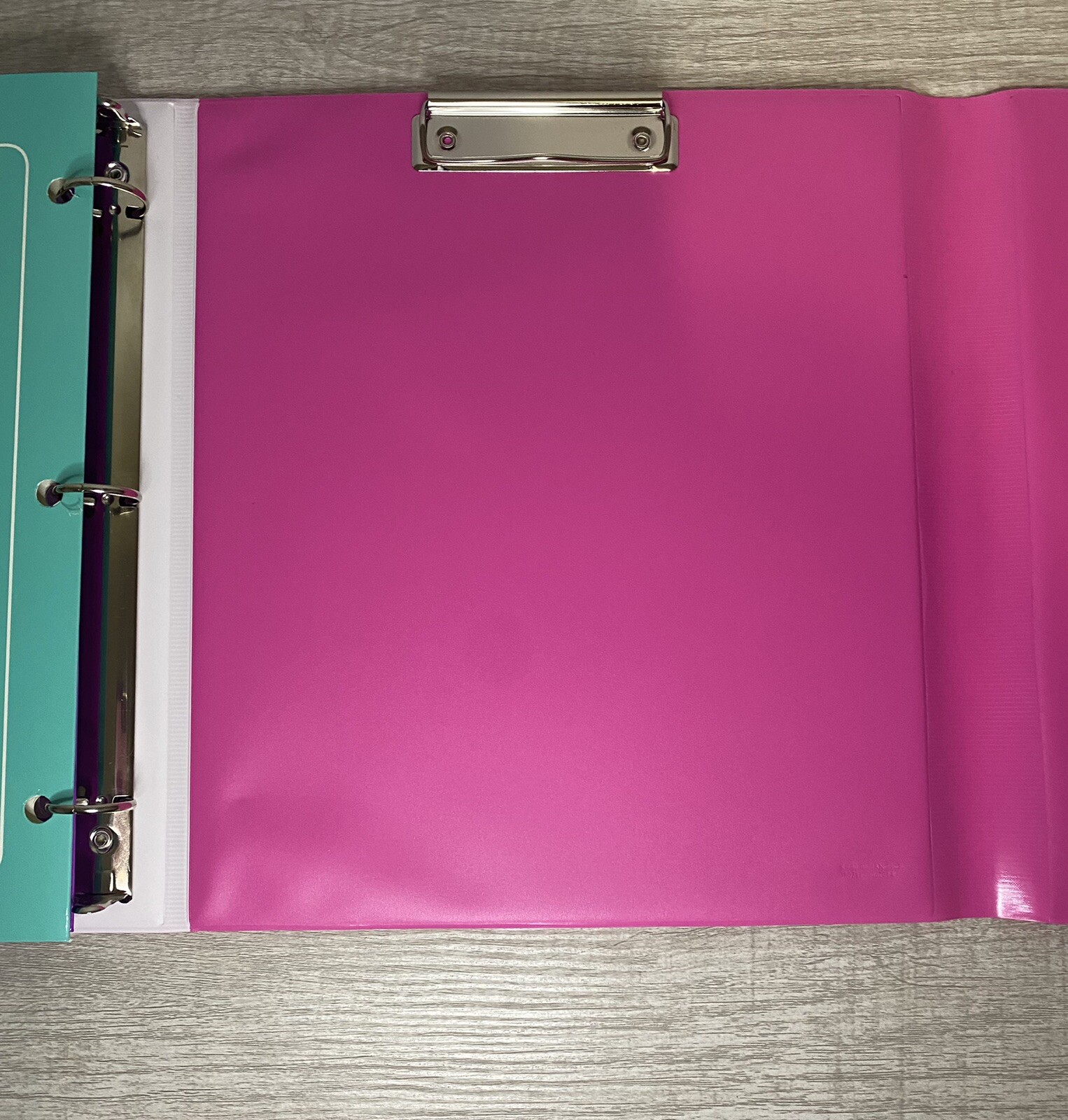 Trapper Keeper ~ Binder Retro Portfolio Folder 2021 Mead (D) 12 3/16″ x 11 1/4″