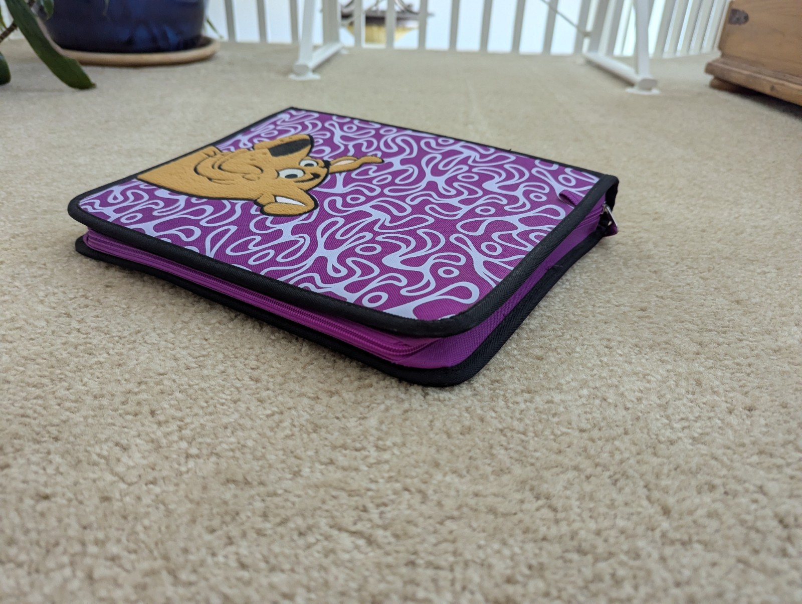 Scooby Doo Vintage 2002 School 3 Ring Binder With Zipper Card And Pencil Holders