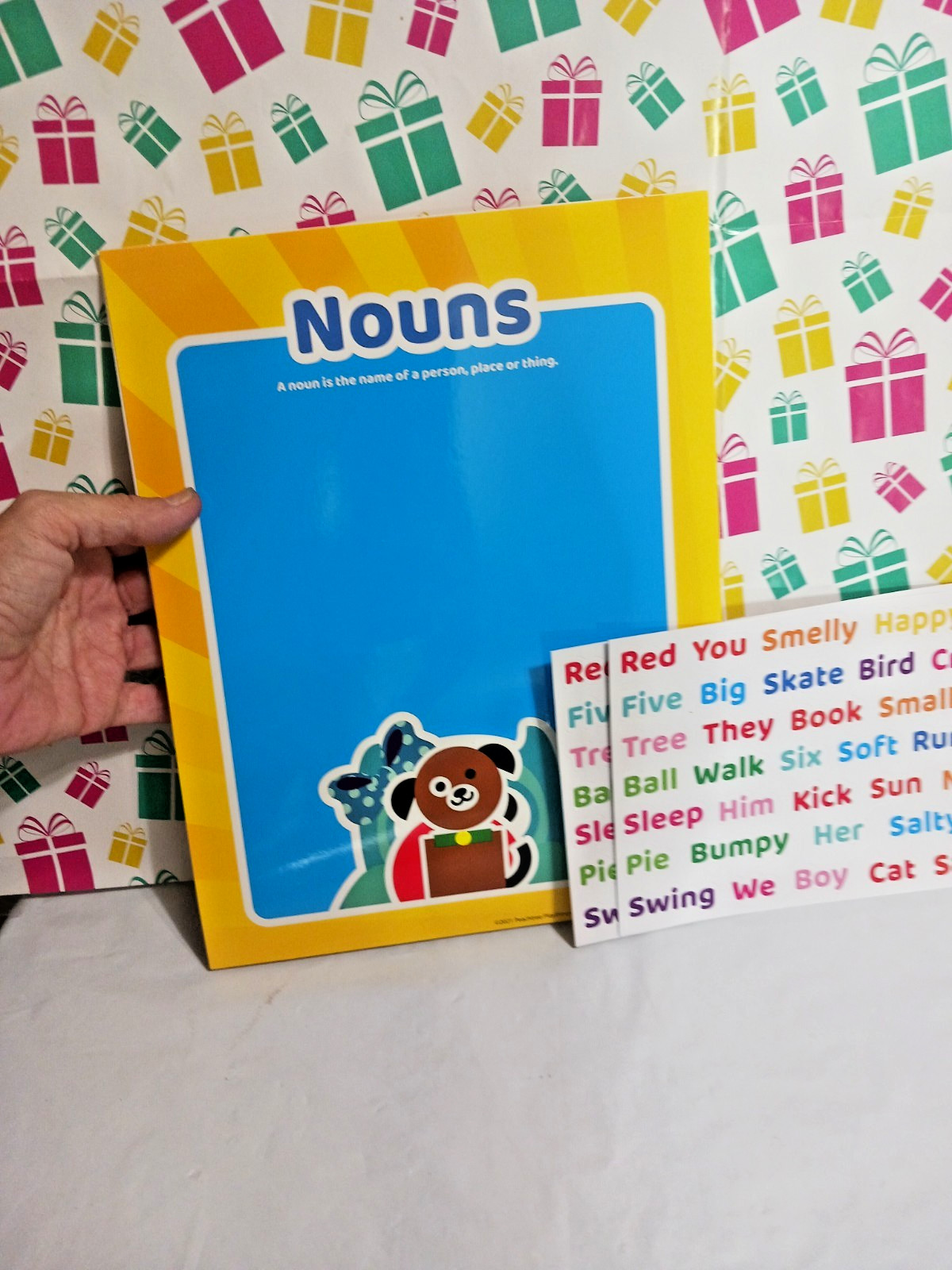Learning grammar wall poster by colorforms + 70 re-usable stickers nouns verbs +