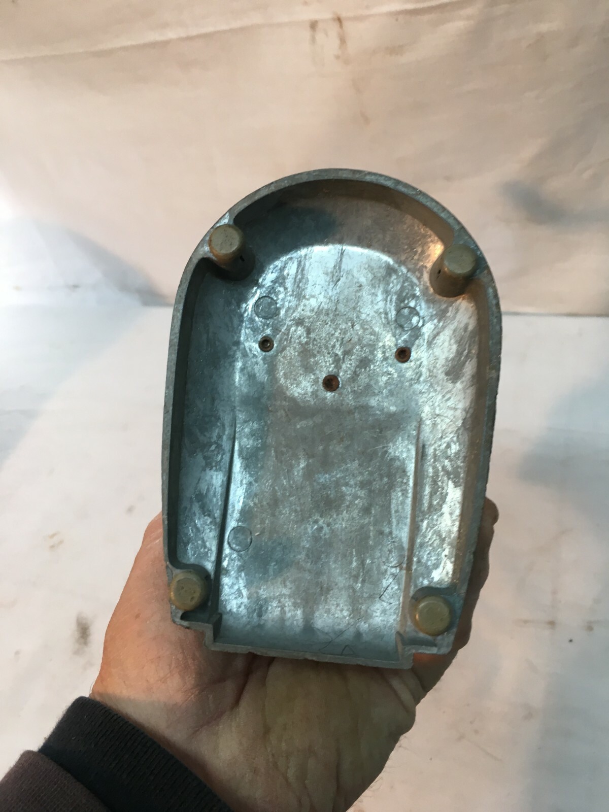 VINTAGE BOSTON KS WALL MOUNT MANUAL PENCIL SHARPENER HUNT MANUFACTURING CO