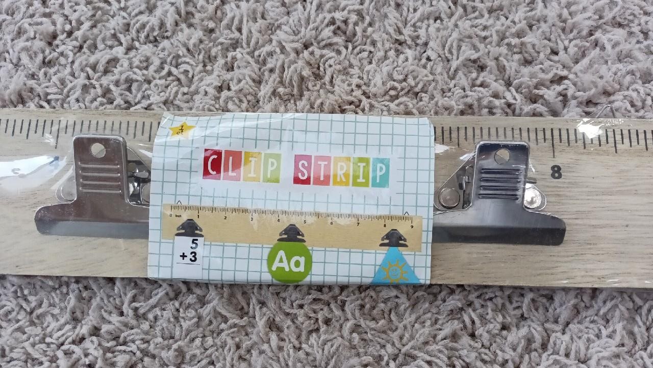 New Target Horizon Ruler Clip Strip Wall Decor Teacher Bullseye’s Playground NIP