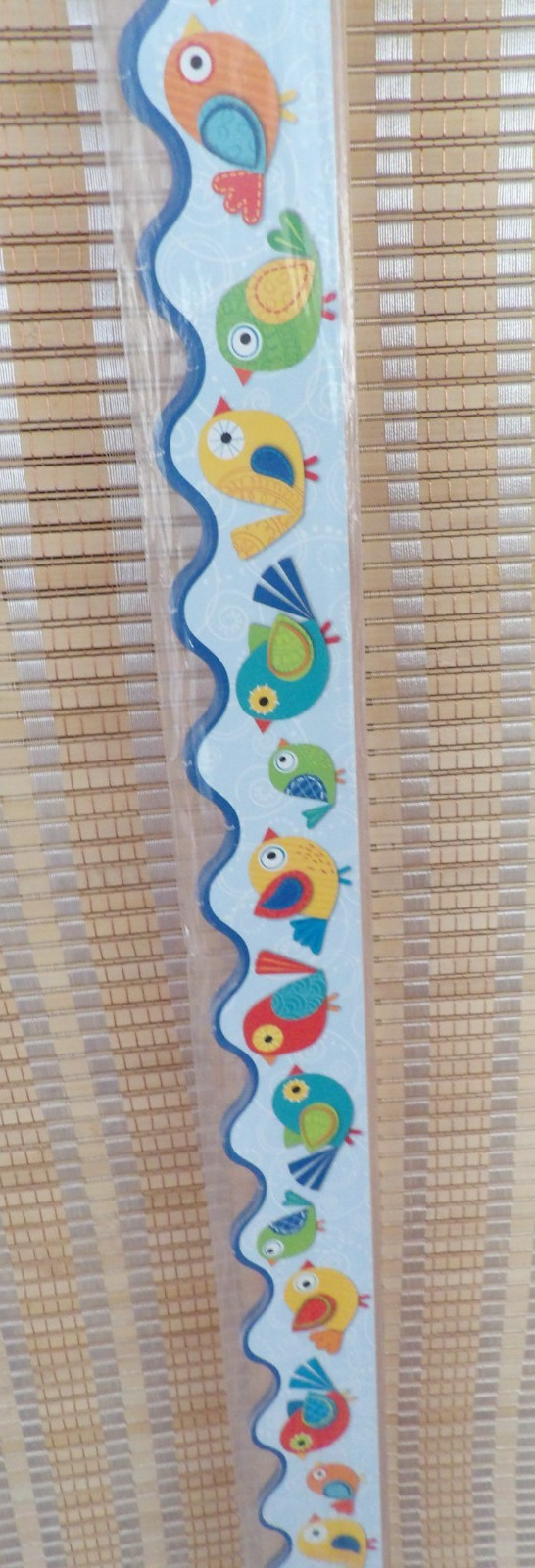 Carson Dellosa Boho Birds / Red 2-Sided Scalloped Border 39′ Bulletin Board Trim