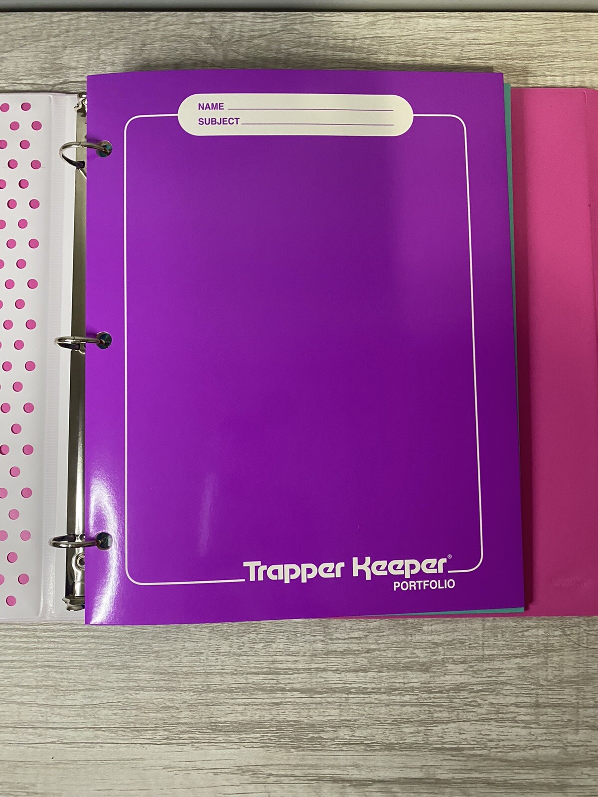 Trapper Keeper ~ Binder Retro Portfolio Folder 2021 Mead (D) 12 3/16″ x 11 1/4″